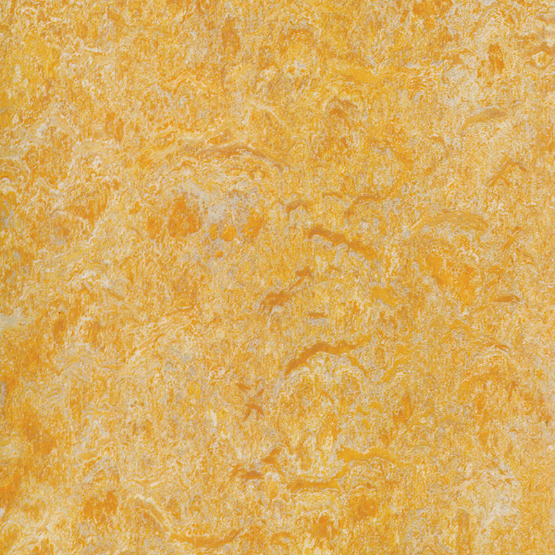 Leke direnci ve düşük maliyetli heterojen zemin kaplaması