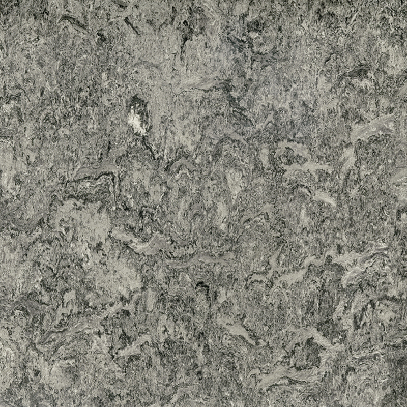 Leke direnci ve düşük maliyetli heterojen zemin kaplaması